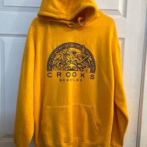 Crooks & Castles Medusa Snakes Graphic Hoodie Size 2XL Yellow w Black Graphic